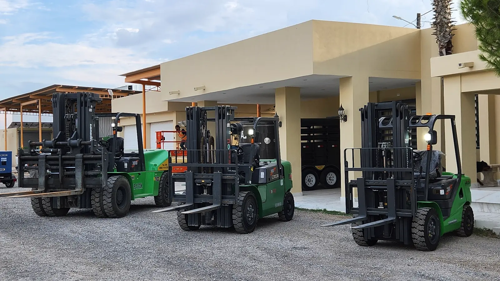 Montacargas Lonking de 2 a 15 toneladas de Linaje Rent